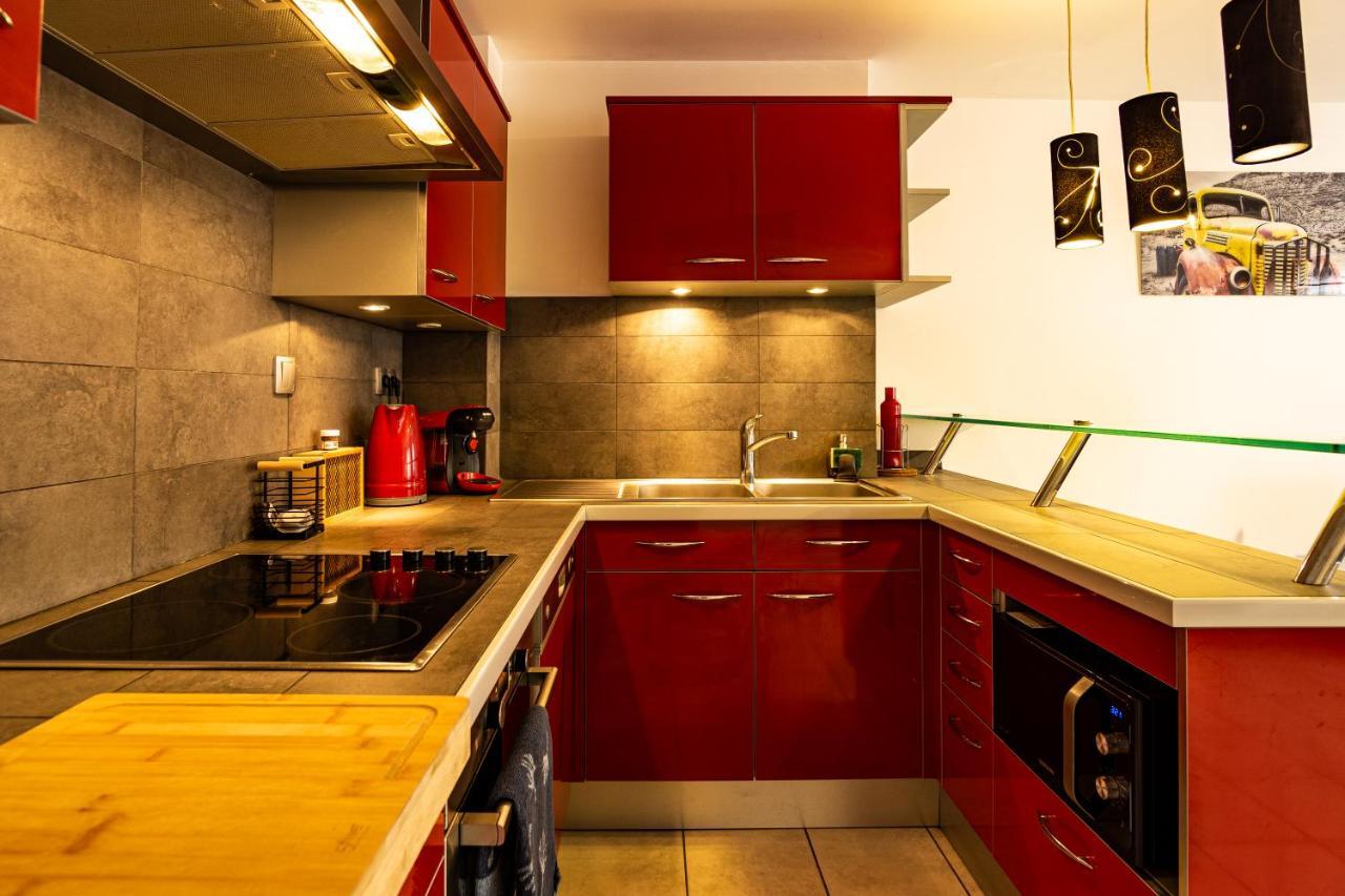 15 Rhone Beau T2 Avec Parking Gratuit Apartment Анси Екстериор снимка